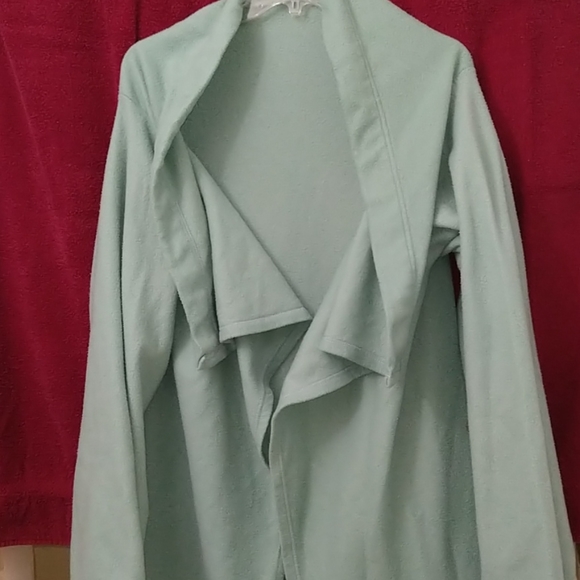 Winter cover up - Picture 3 of 4